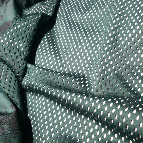 ⛔SOLD⛔ NWT Adidas Green Camo Bomber Jacket - Picture 5 of 7